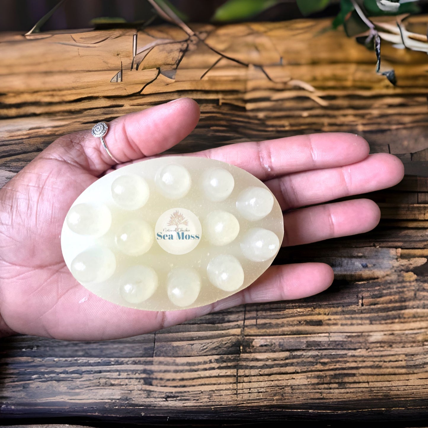 Gold Sea Moss Massaging Soap